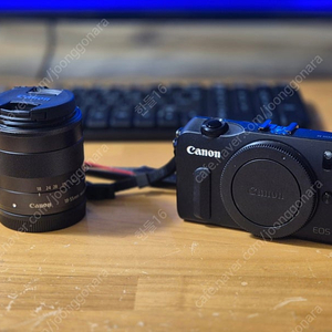 캐논 미러리스 EOS M + 18-55 렌즈킷 팝니다