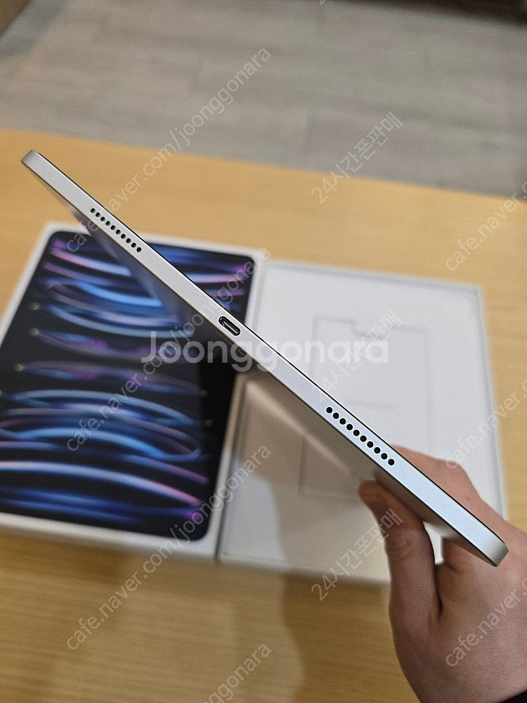 아이패드프로6세대12.9실버256gb M2칩 wifi판...--5