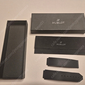 위블로 Hublot 클래식 퓨전 42mm 러버밴드 팝니다.