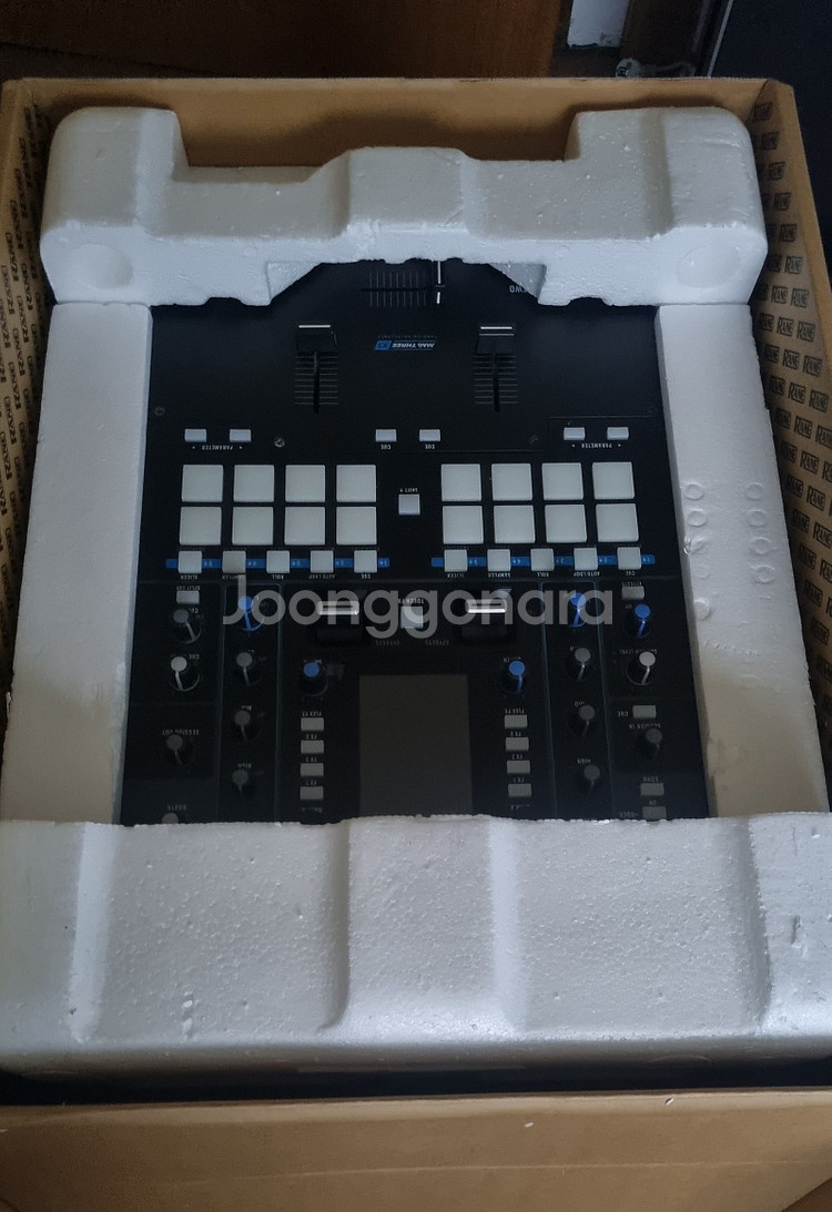 민트급 rane72 배틀믹서 판매 합니다.--2