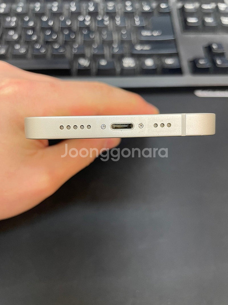 아이폰14 화이트 128GB 상태좋은 중고49만팝니다.--5