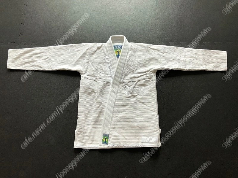 컨트롤 CTRL Tudo Branco A0L (팔다리 긴 A0, A1F 랑 비슷) 판매합니다. 주짓수 도복 이미지