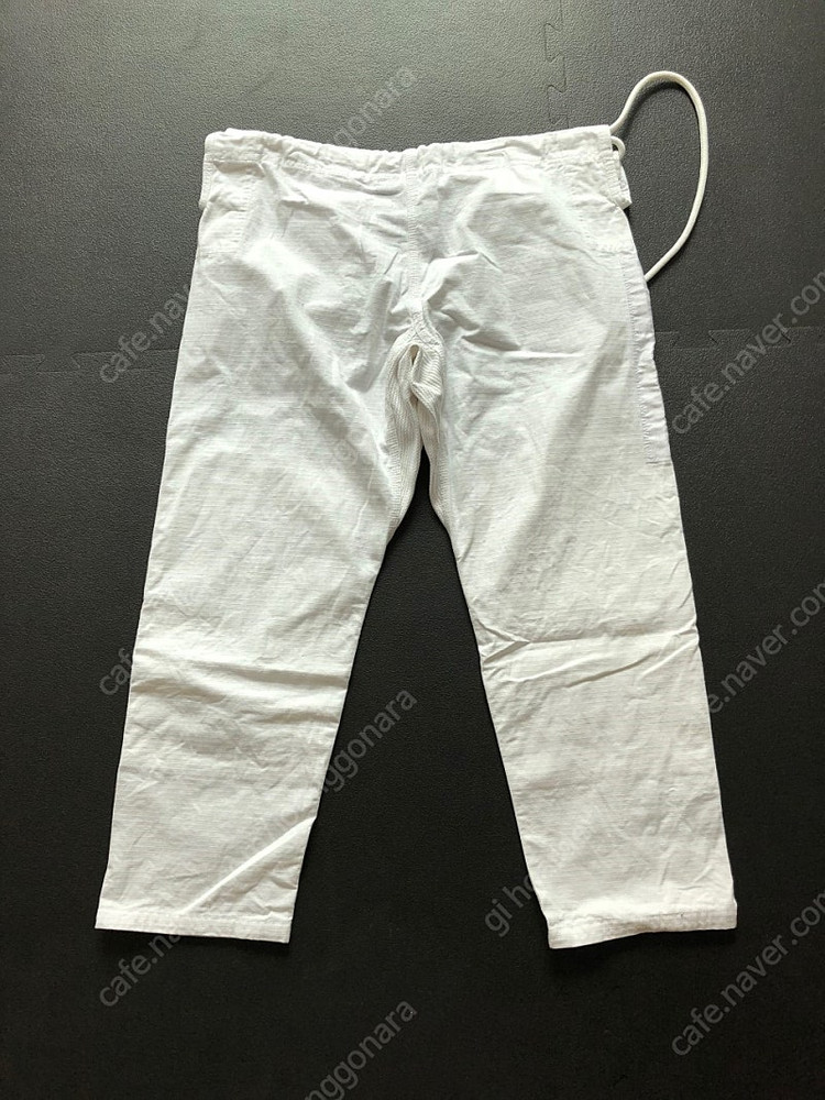 컨트롤 CTRL Tudo Branco A0L (팔다리 긴 A0, A1F 랑 비슷) 판매합니다. 주짓수 도복 이미지