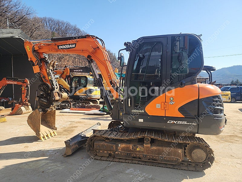 중고굴삭기 두산 DX55MT-5K 21년식 회전링크 코...--0