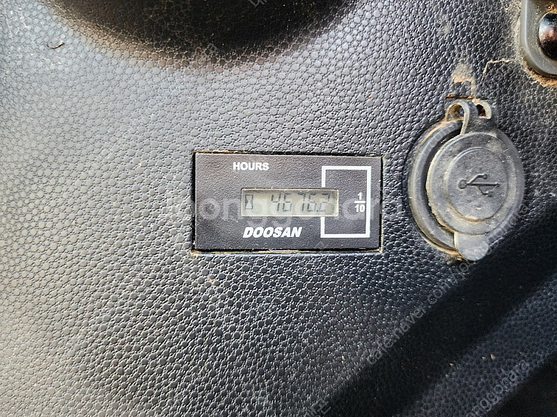 중고굴삭기 두산 DX55MT-5K 21년식 회전링크 코...--2
