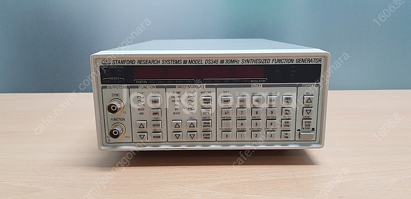 SRS DS345 함수발생기 30MHz 판매--0