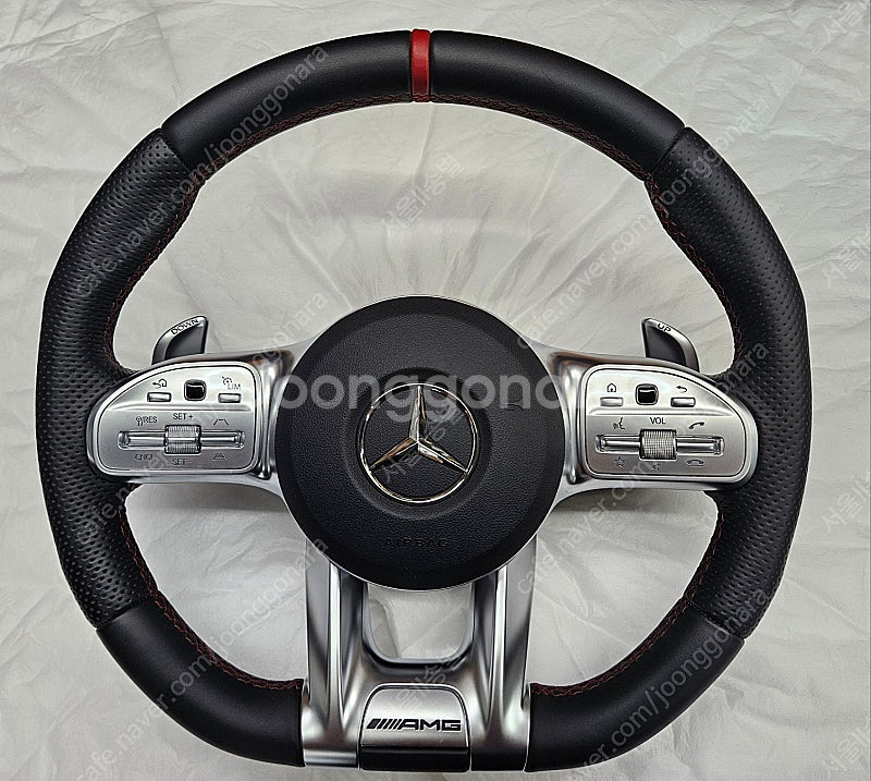 벤츠 정품 AMG D컷 핸들 판매합니다. (순정품)--3