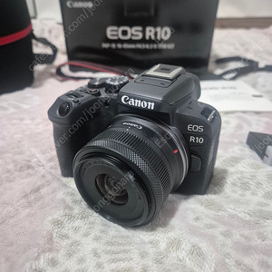 캐논 EOS R10 18-45 kit, 시그마 RF 18-50 렌즈 팝니다.