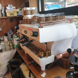 라마르조꼬 커피머쉰 lamarzocco fb80 2av