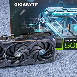 기가바이트 지포스 RTX 5080 GAMING OC 미개봉 팝니다