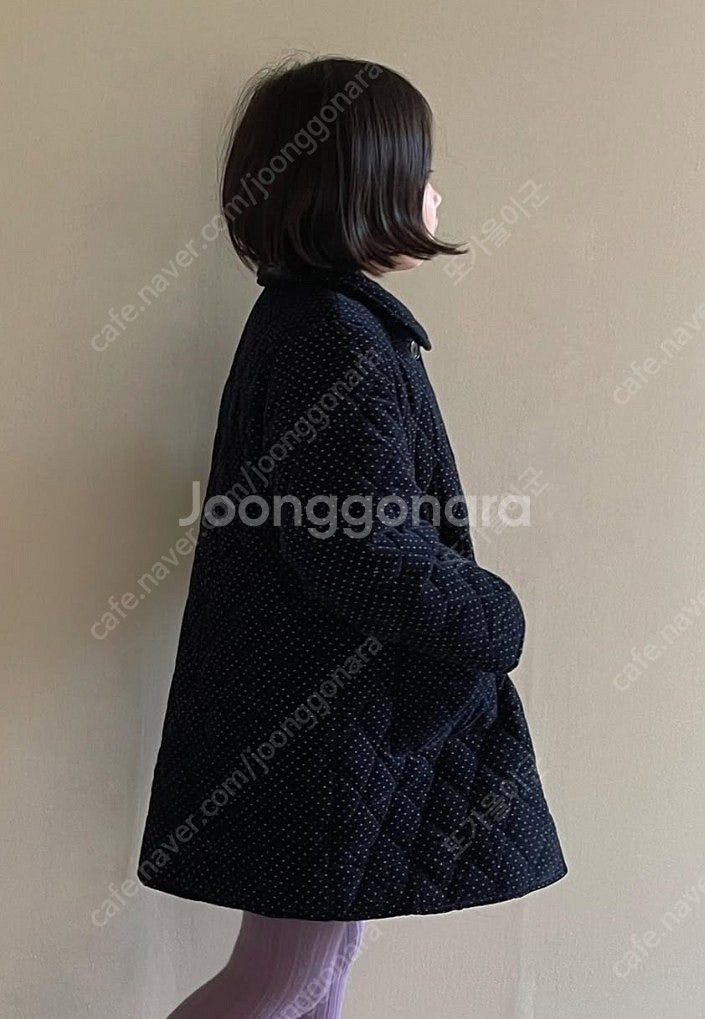 동그라미마켓 도트퀼팅코트J 팝니다.--0