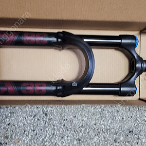 폭스샥 38 플릇 29인치27.5인치 호환판매합니다 Performance Elite Series 38 FLOAT 29 160mm Grip 2