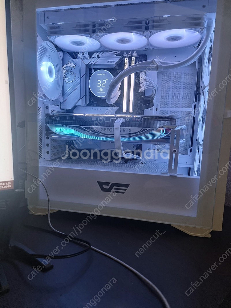 13600K 32GB 4090 본체 / 네오 G8 4K...--0