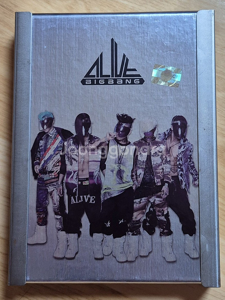 빅뱅 지드래곤 앨범 Alive / Heartbreake...--4