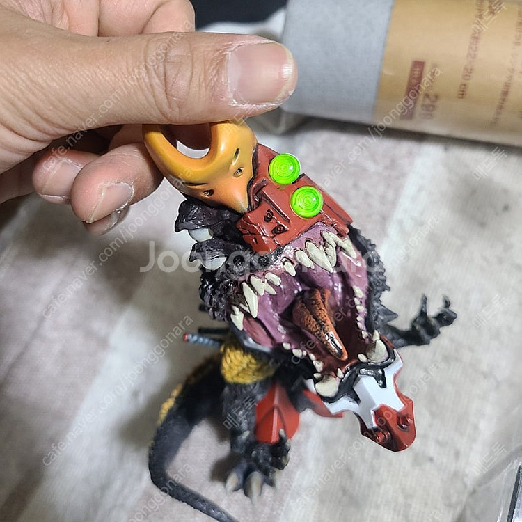 garage toy. 고질라 에반게리온 2호기--1