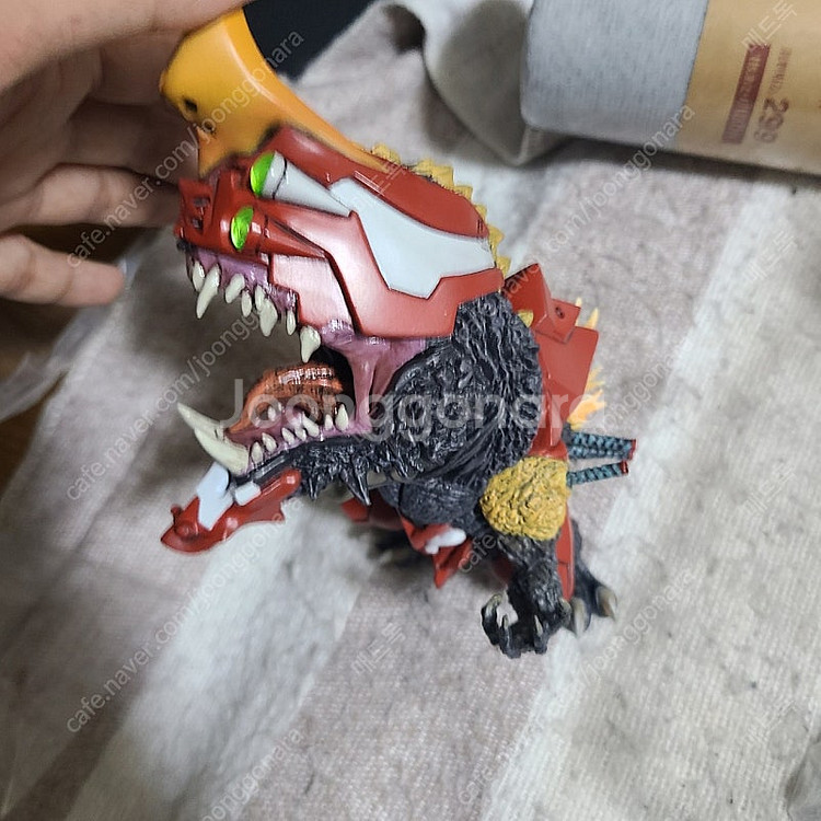 garage toy. 고질라 에반게리온 2호기--2