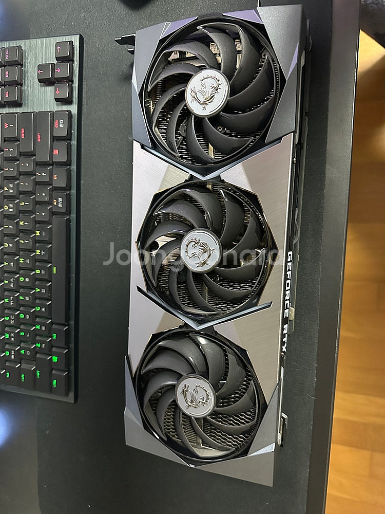 Rtx 3090 슈프림 팝니다--2