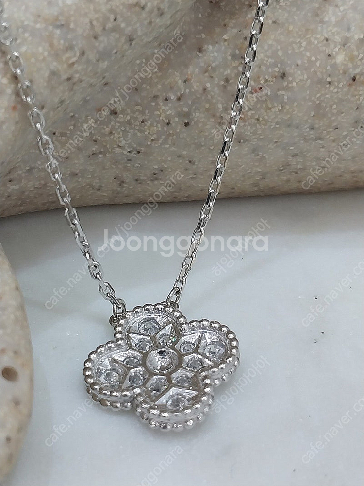 반클 디자인 18k 화골 랩다이아 목걸이--2