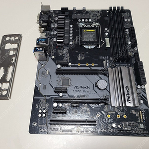 ASRock Z370 Pro4 메인보드 (인텔 8/9세대 CPU지원) / 3RSYS TEAMMOST TM40 싱글타워쿨러 (미개봉 새제품) 팝니다.