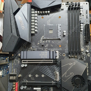 AMD 메인보드 A320 B350 X370 B450 A520 B550 X570 메인보드 모음전