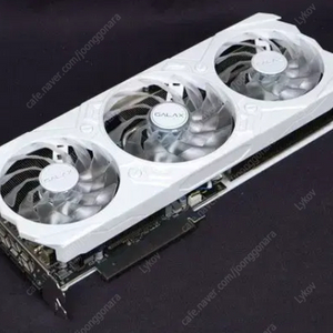 [삽니다] 그래픽카드 RTX 3060 /3060ti /3070 white(하얀색) 3열팬 삽니다.