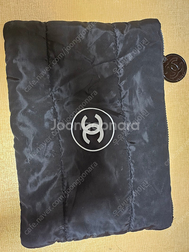 샤넬 패딩파우치--0