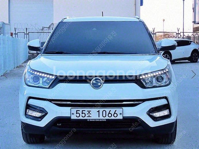 @18년식 티볼리 아머 1.6 디젤 4WD LX 전국최...--0