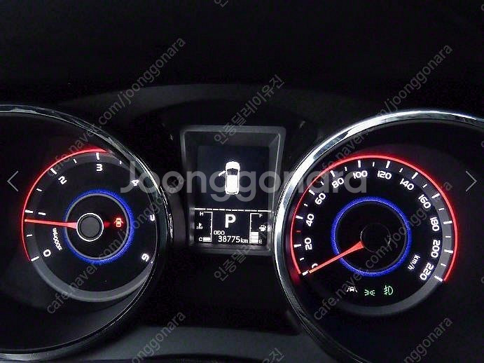 @18년식 티볼리 아머 1.6 디젤 4WD LX 전국최...--9
