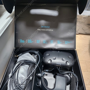 HTC vive 1세대 판매합니다.