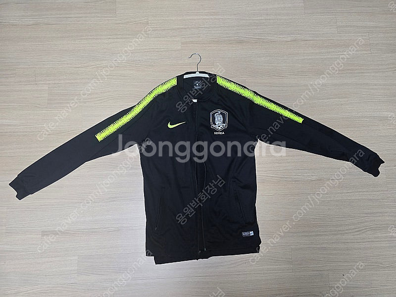 18-20 축구 국대 트랙자켓 M 팝니다--2