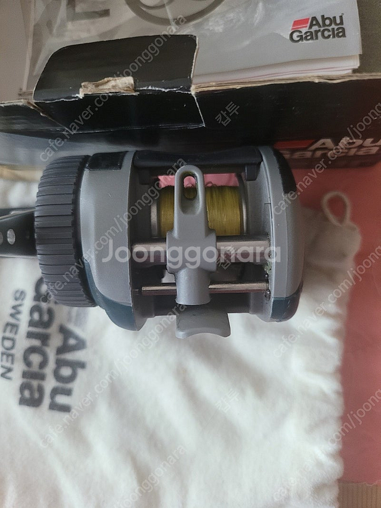 낚시 릴 판매합니다.--8