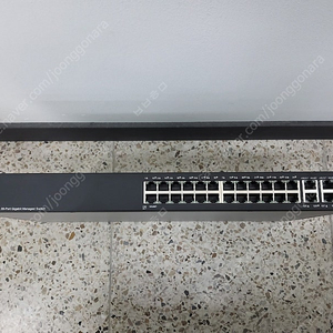 Cisco SG300-28 기가비트 스위치