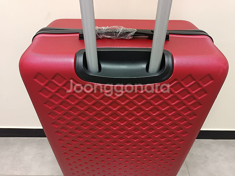 완전 미사용 새상품 28인치 대형 여행용 캐리어 판매해...--6
