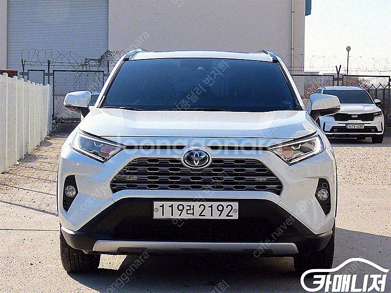 [토요타]RAV4(5세대) 2.5 4WD 하이브리드 중...--0