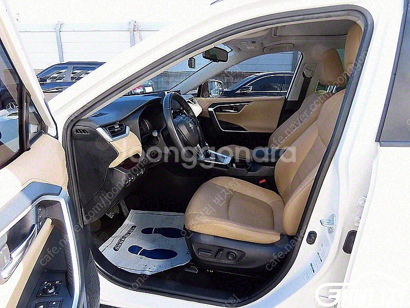 [토요타]RAV4(5세대) 2.5 4WD 하이브리드 중...--5