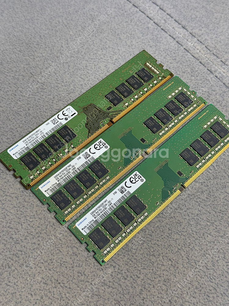 삼성 ddr4 램 8gb 2개, 16gb 1개 일괄--0