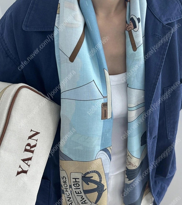 Studio yarn 스튜디오얀 AHOY HOY(140x140) 스카프 판매합니다--3