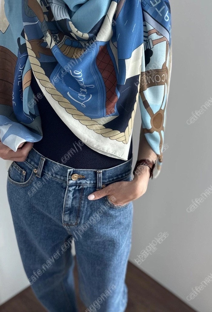 Studio yarn 스튜디오얀 AHOY HOY(140x140) 스카프 판매합니다--5