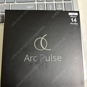 Arc Pulse 아크펄스 케이스 아이폰 14 Pro Max 실버, 블랙