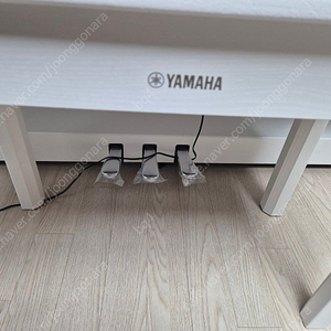 야마하 CLP735 화이트 디지털피아노 판매 YAMAHA CLP-735