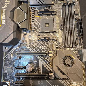 Amd 5800x + asus x570 plus tuf 판매합니다