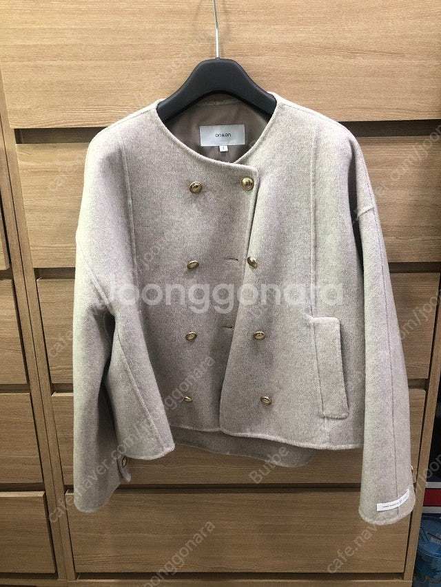 온앤온 핸드메이드 숏코트--0