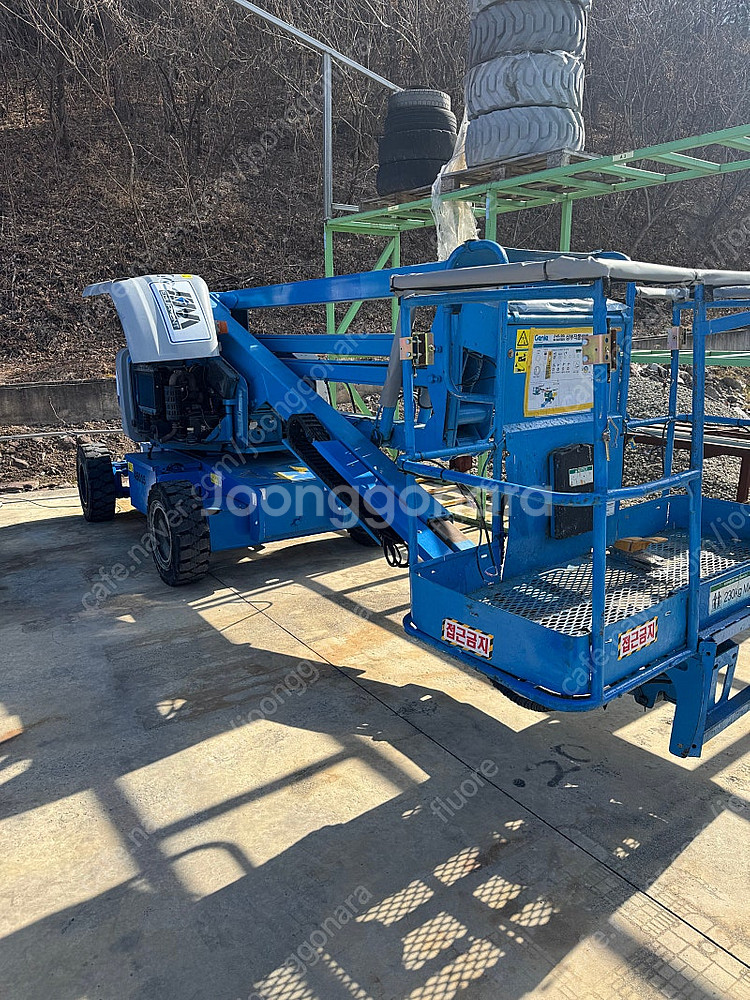 배터리 굴절형 고소작업대 Genie Z45--7