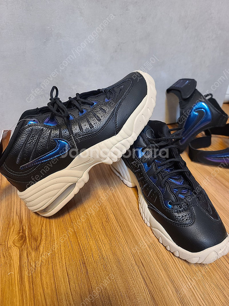 나이키 에어 어드저스트 포스 240사이즈--1