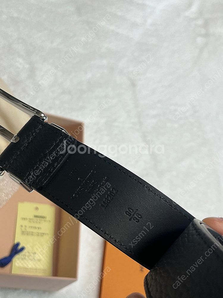 루이비통 벨트 퐁 뇌프 35MM 벨트 M8202U--2