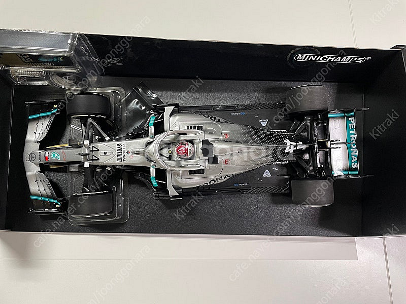 F1 머신 메르세데스 루이스해밀턴 미니챔프 1:18--2