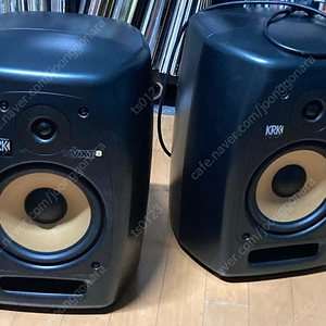 KRK VTX8 액티브 모니터 스피커