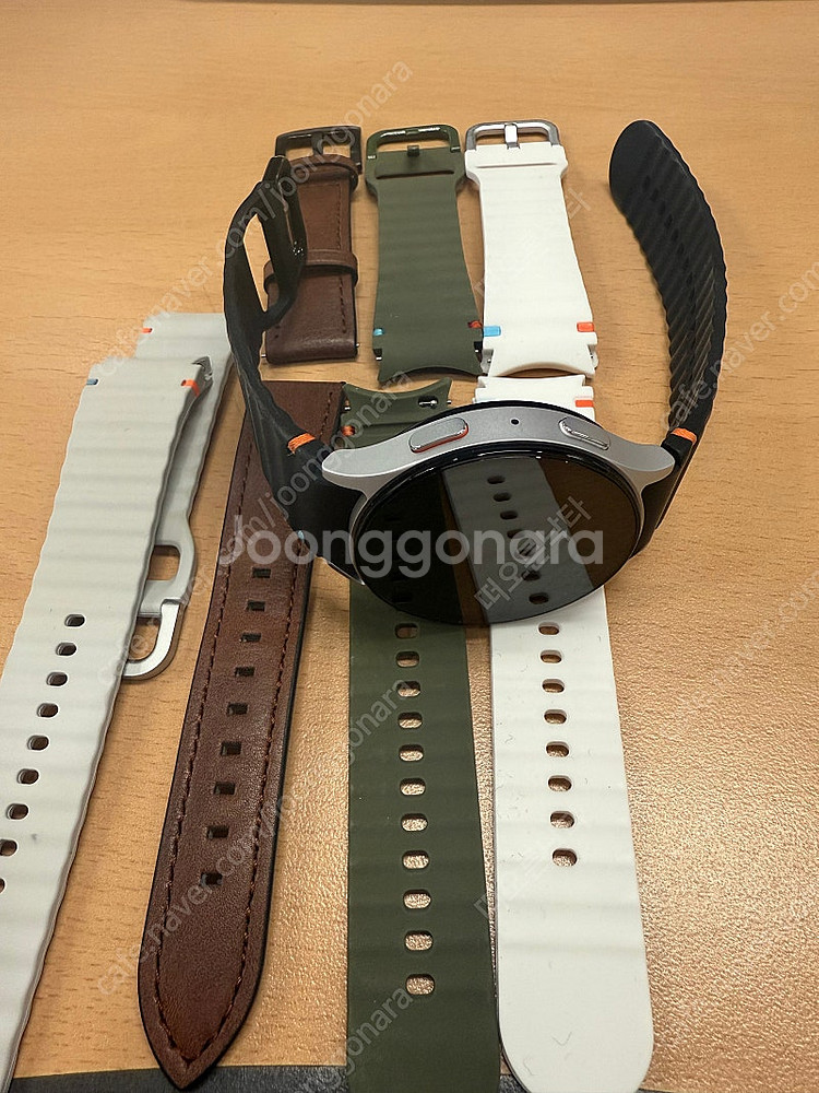 갤럭시워치7 실버 44mm--0