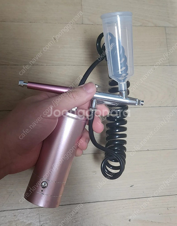 휴대용 에어브러쉬 판매합니다. 건담 도색--0