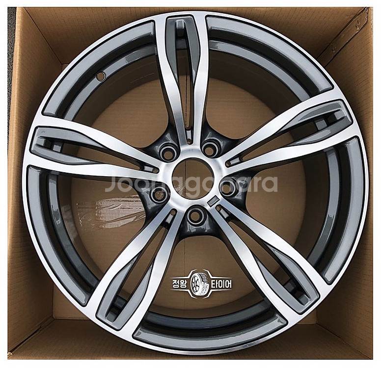신품 휠 BMW M5 19인치 건메탈 휠 F바디 전용--5